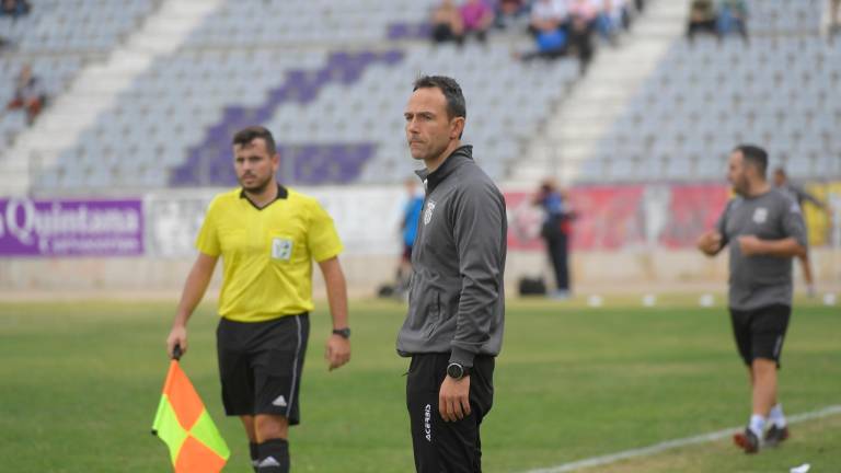 Una goleada para seguir imperiales en La Victoria