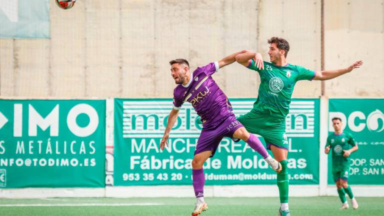 Empate de alto voltaje entre Atlético Mancha Real y Real Jaén (2-2)