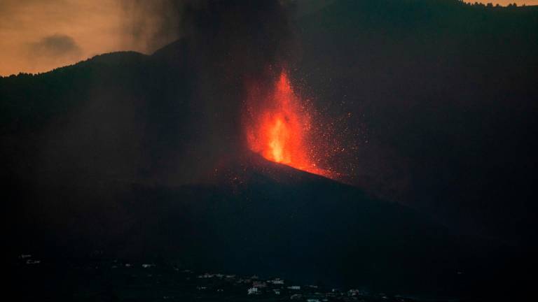 El volcán de Cumbre Vieja sigue en fase estable