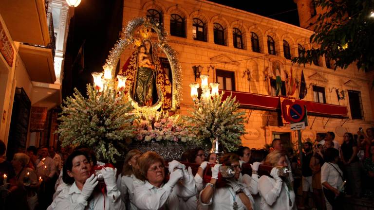 La procesión de la Virgen de las Mercedes cierra las fiestas