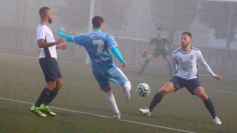 El Villacarrillo pinta de celeste el derbi comarcal