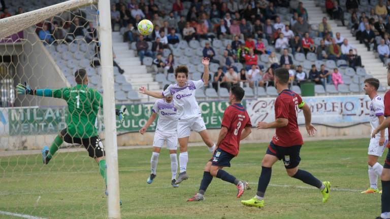 Una goleada para seguir imperiales en La Victoria