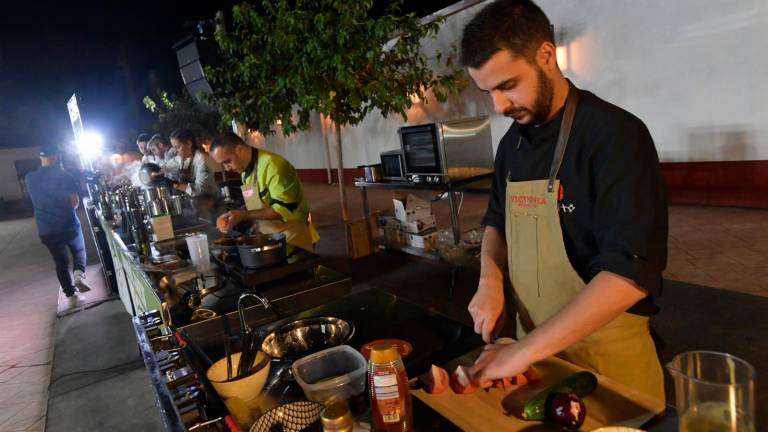 Tapas entre olivos para chuparse los dedos