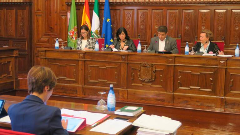 Veinte millones para sufragar obras y servicios en los 97 municipios