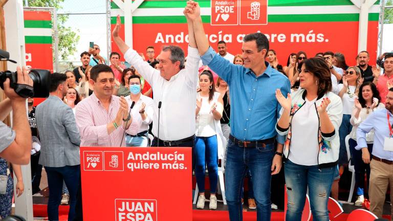 Sánchez y Espadas llaman a la movilización en las urnas en Torredelcampo