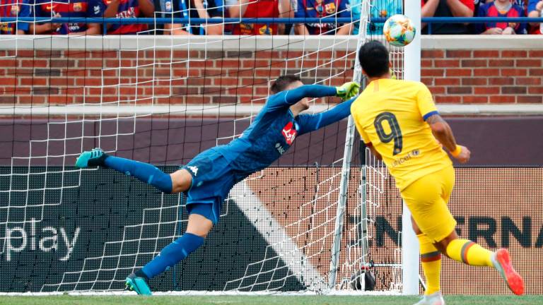 El Barça golea al Nápoles antes de iniciar la Liga