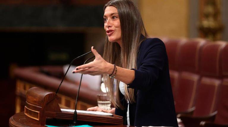 <i>La vicepresidenta de Junts, Miriam Nogueras, en una sesión de control al Gobierno , en el Congreso de los Diputados, a 11 de febrero de 2026. / Eduardo Parra / Europa Press.</i>