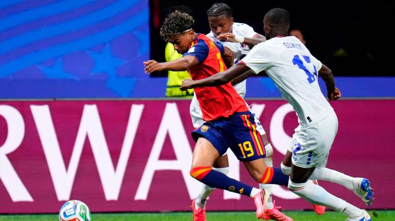 <i>Lamine Yamal, en el partido frente a Cabo Verde. / AFP7 / Europa Press.</i>