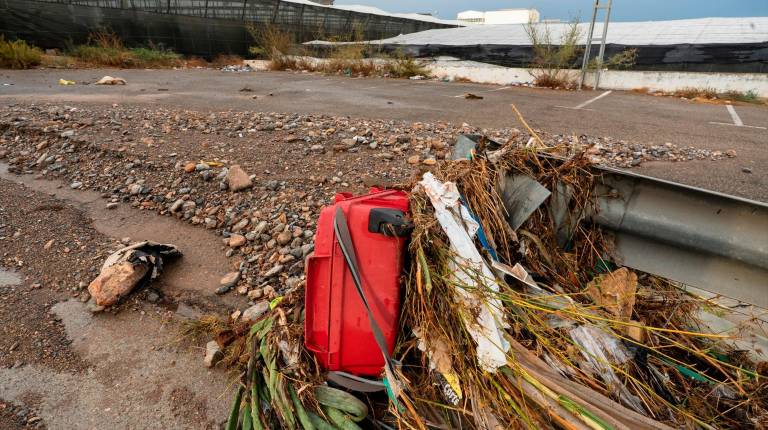 <i>Imagen de las incidencias por las intensas lluvias en El Ejido (Almería), por las que el Ayuntamiento ha tenido que activar el Plan de Emergencias Municipal. / Europa Press. </i>