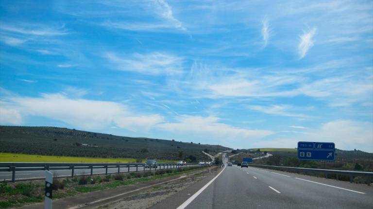 <i>Autovía A-4 a su paso por la provincia de Jaén.</i>