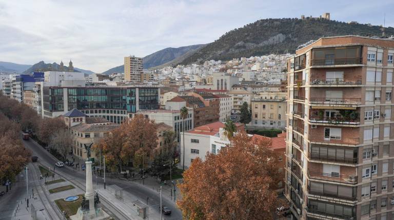 <i>Vista de viviendas en Jaén capital, en una imagen de archivo. / Agustín Muñoz / Diario JAÉN. </i>