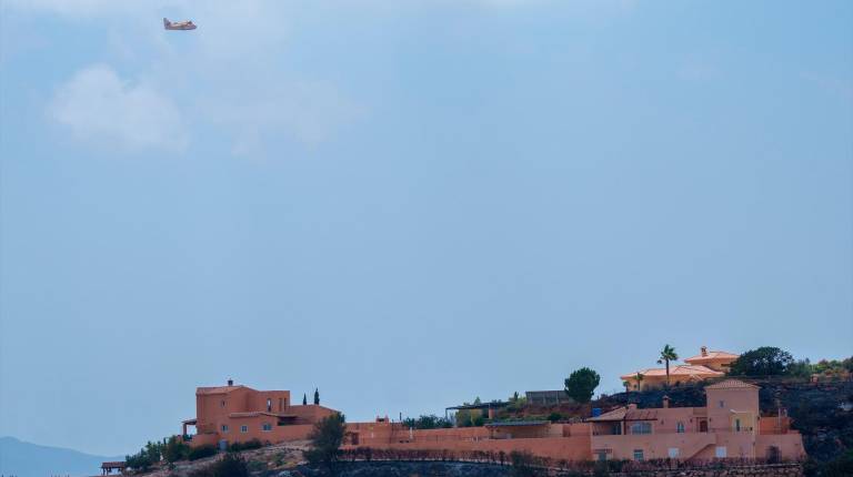 <i>Imagen de la zona afectada por el paso del incendio de Los Gallardos. / Europa Press. </i>