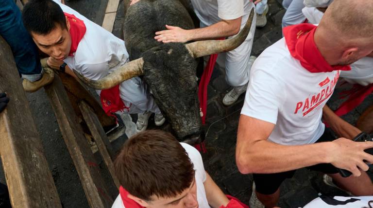 <i>El quinto encierro de los Sanfermines de 2026. / Europa Press. </i>