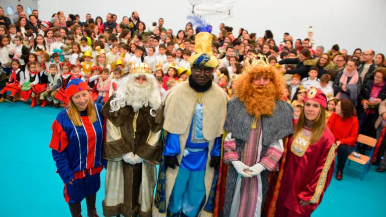 Festival navideño de los menores valdepeñeros