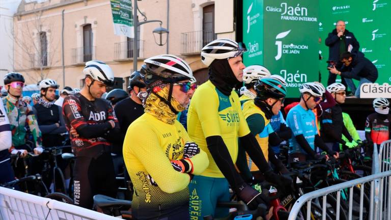 Cerca de un millar de ciclistas participan en la Gran Fondo Jaén Paraíso Interior