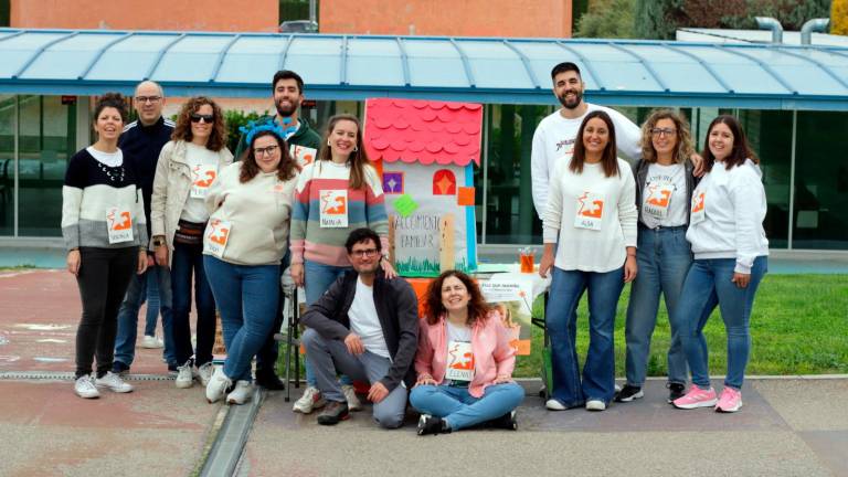 Apraf busca familias para la acogida de menores