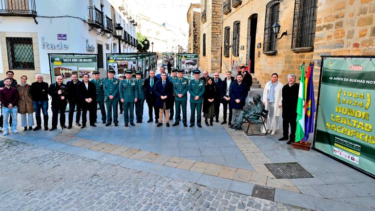 Una muestra fidedigna de los 40 años de la Academia de la Guardia Civil en Baeza