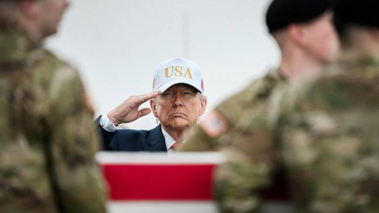 Trump asevera que la guerra contra Irán está “prácticamente terminada”