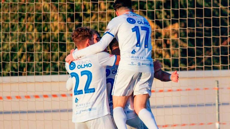 <i>Celebración del gol del Martos. / Martos CD.</i>