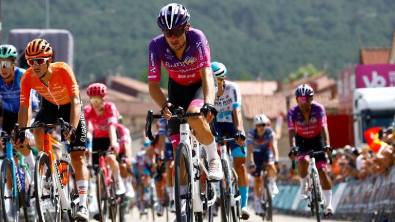 La Vuelta a España está casi imposible para José Manuel Díaz por una fractura de clavícula