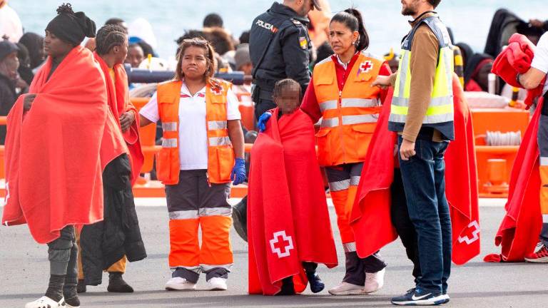 Ultimátum del Supremo al Gobierno para que se haga cargo de los menores migrantes