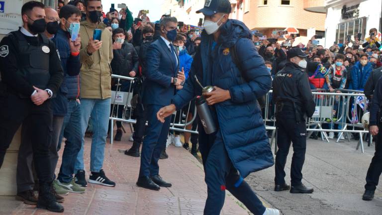 Las imágenes de la llegada del FC Barcelona a Linares