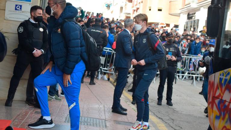 Las imágenes de la llegada del FC Barcelona a Linares