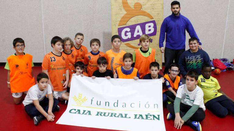 El GAB Jaén organiza la segunda Liga Interescolar Caja Rural