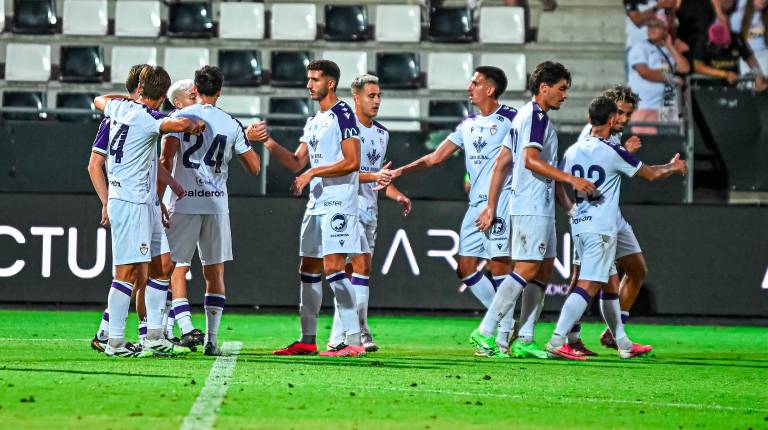 <i>Jugadores del Real Jaén en la celebración del tanto. / Miranda López / Real Jaén.</i>