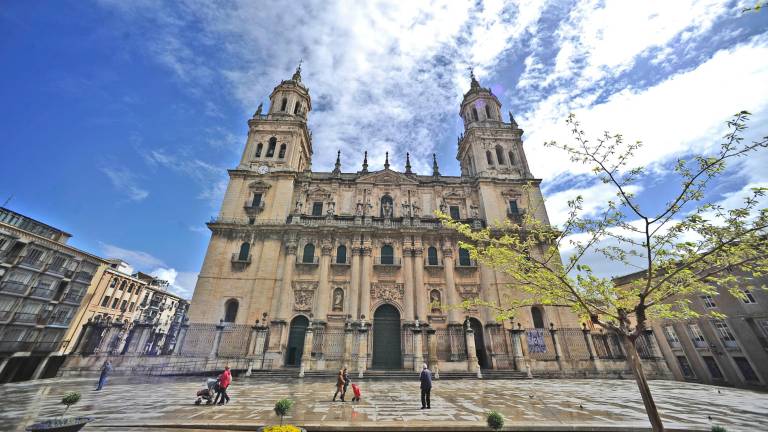 Echa a andar la comisión técnica de la Catedral