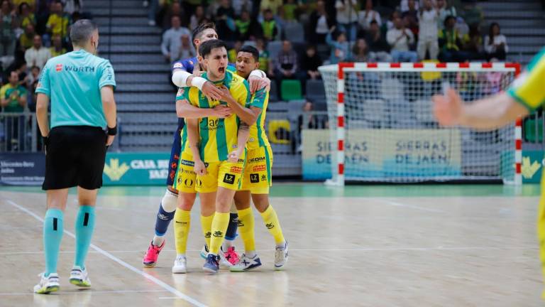 El Jaén Paraíso Interior mira hacia arriba con la goleada al Industrias Santa Coloma (7-2)