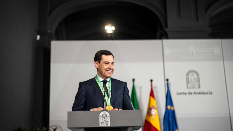 Momentos de un recibimiento para celebrar un título, orgullo de Andalucía