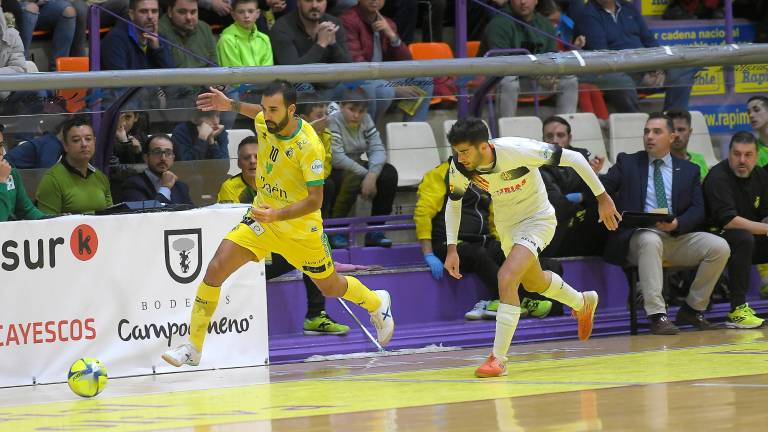 Carlitos acerca al Jaén Paraíso Interior a la Copa de España