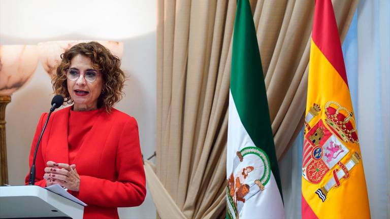 Montero ve a Moreno “sin discurso” tras rechazar la propuesta de condonación de deuda