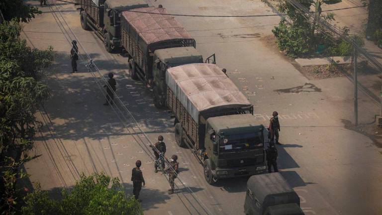Birmania celebra este domingo sus primeras elecciones en cinco años en plena guerra