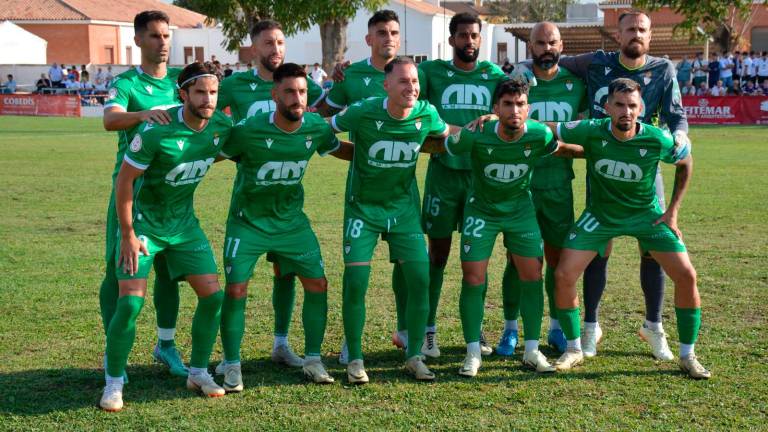 Con Óscar Lozano todo es más fácil para el Real Jaén, que gana su primer partido de Liga