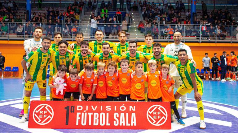 Victoria de oro del Jaén Paraíso Interior con remontada ante el Ribera de Navarra (2-3)