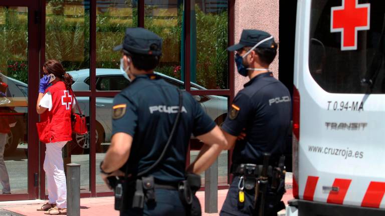 Andalucía mantiene 10 brotes con 212 casos en una jornada con una muerte