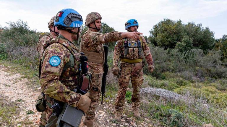 Una patrulla española desplegada en Líbano sale ilesa de un ataque de carros de combate israelíes