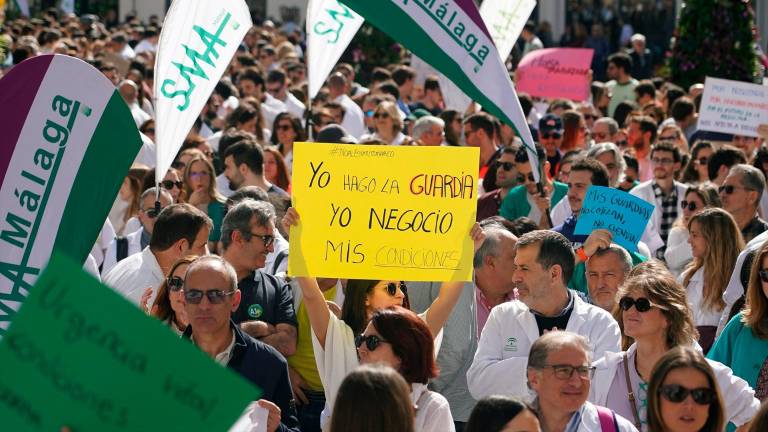 Más de 30.000 médicos andaluces, llamados a una segunda semana de huelga