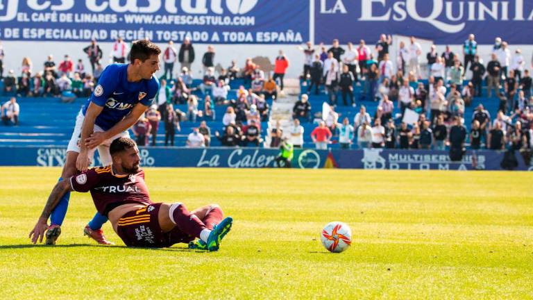 Fran Lara ficha por el Linares y vuelve a casa