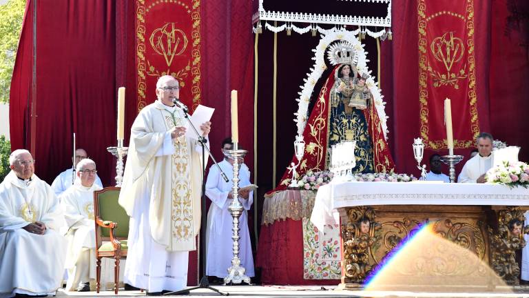 Un día inolvidable II: Así vive la ciudad la homilía oficiada por el obispo de Jaén