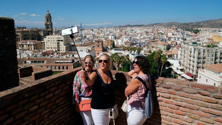 España registra datos históricos de turismo internacional en el primer trimestre