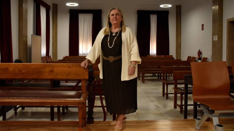 <i>La presidenta de la sección tercera de la Audiencia Provincial de Jaén, Esperanza Pérez Espino, posa para una entrevista realizada por la periodista Manuela Rosa Jaenes. / Juanjes García / Diario JAÉN.</i>
