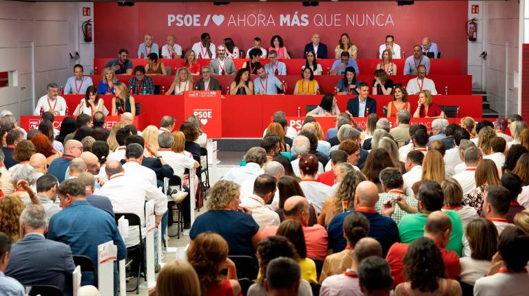 <i>reunión del Comité Federal del PSOE, en la sede nacional de la calle Ferraz, en Madrid. / Jesús Hellín / Europa Press.</i>