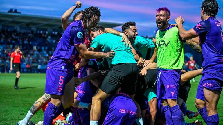 <i>Jugadores del Real Jaén celebran el tanto de Marco Siverio, que supuso el 1-1. / Miranda López / Real Jaén</i>