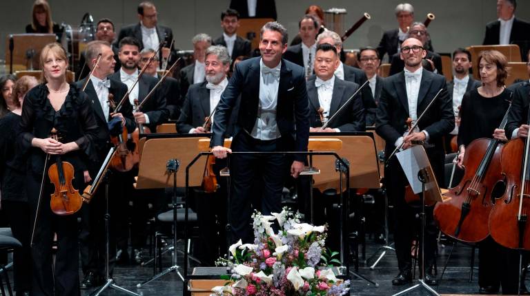 <i>La Real Orquesta Sinfónica de Sevilla, en el Teatro de la Maestranza de Sevilla. / Europa Press. </i>