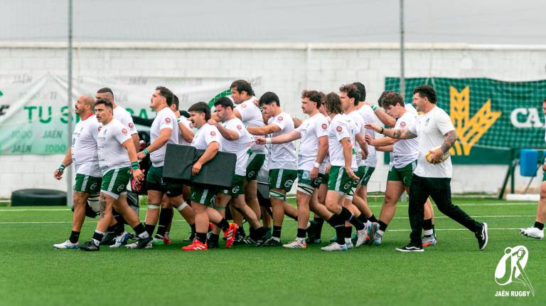 <i>Imágenes de Archivo de los entrenos del Jaén Rugby en la temporada pasada. El equipo sénior masculino comenzará su pretemporada el día 17. / Óscar Rodríguez / Jaén Rugby. </i>