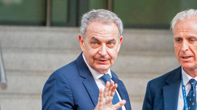 <i>El expresidente del Gobierno José Luis Rodríguez Zapatero a su llegada a la Audiencia Nacional para declarar ante el juez del “caso Plus Ultra”. / Europa Press.</i>