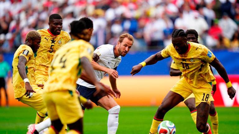 <i>Momentos del partido Inglaterra-Ghana.</i>